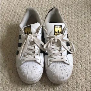 Adidas Superstar Sneakers